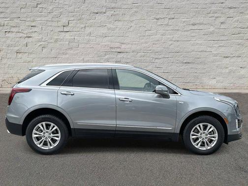 2025 Cadillac XT5 Luxury