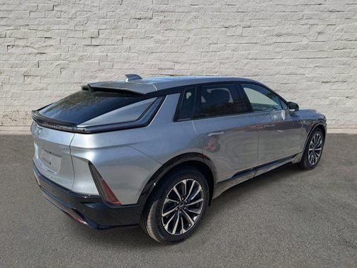 2025 Cadillac LYRIQ Sport