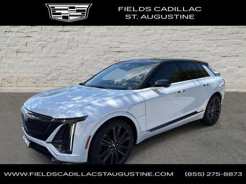 Vibrant White Tricoat 2026 Cadillac LYRIQ V