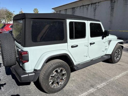 2024 Jeep Wrangler 4-Door Sahara 4x4