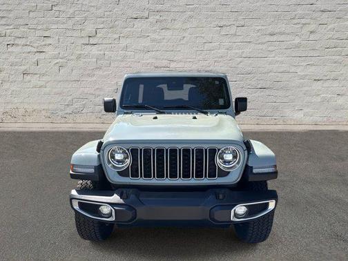 2024 Jeep Wrangler 4-Door Sahara 4x4
