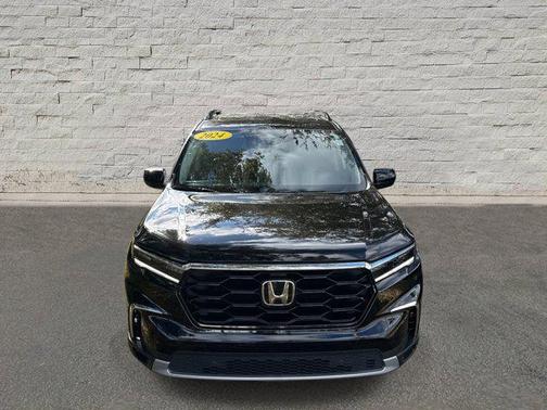 2024 Honda Pilot Touring 8-Passenger