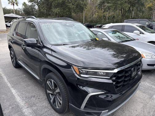 2024 Honda Pilot Touring 8-Passenger