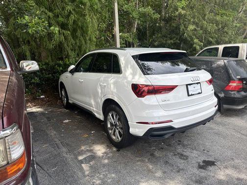 2023 Audi Q3 S line Premium