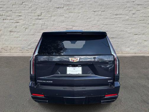 2025 Cadillac Escalade Sport