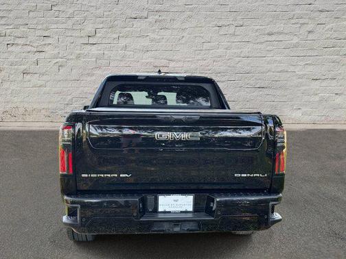 2025 GMC Sierra EV Max Range Denali