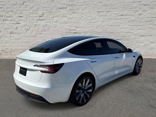 2024 Tesla Model 3 Standard Range