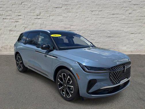 Blue Metallic 2025 Lincoln Nautilus Reserve