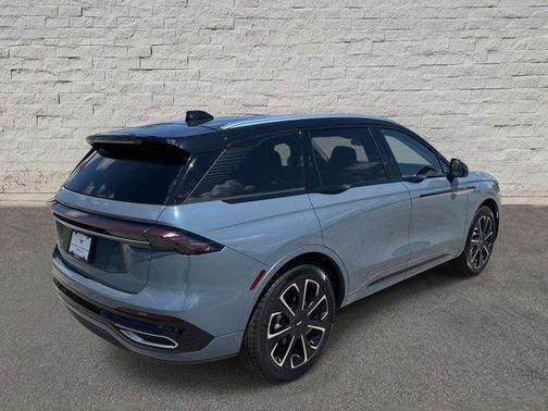 Blue Metallic 2025 Lincoln Nautilus Reserve