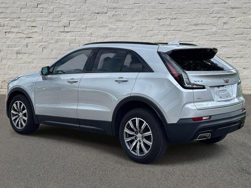 Radiant Silver Metallic 2022 Cadillac XT4 Sport