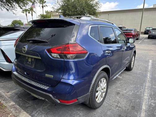Caspian Blue Metallic 2020 Nissan Rogue S