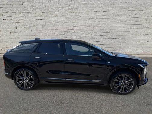 2026 Cadillac OPTIQ Premium Sport