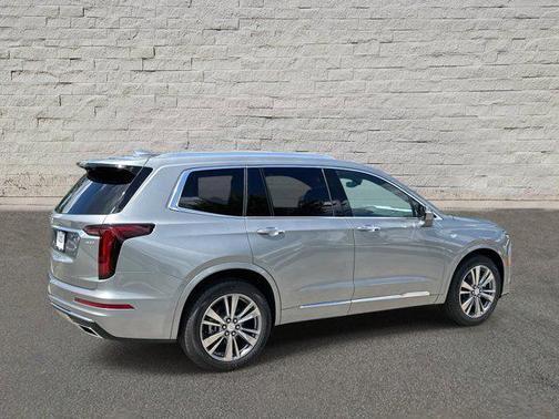 2025 Cadillac XT6 Premium Luxury FWD