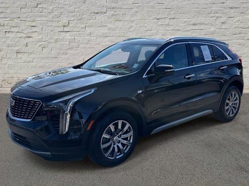 2022 Cadillac XT4 Premium Luxury