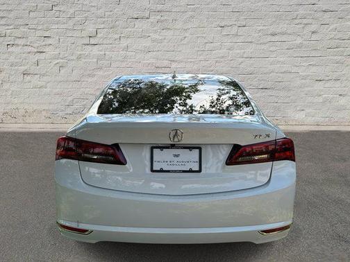 2017 Acura TLX w/Technology Package
