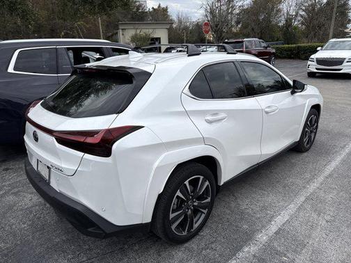 2023 Lexus UX 250h Base