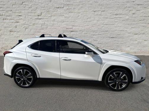 2023 Lexus UX 250h Base