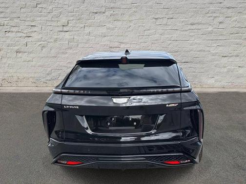 2026 Cadillac LYRIQ V