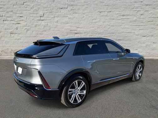 2024 Cadillac LYRIQ Tech