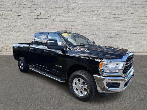 2024 RAM 2500 Big Horn Crew Cab 4x4 6'4' Box