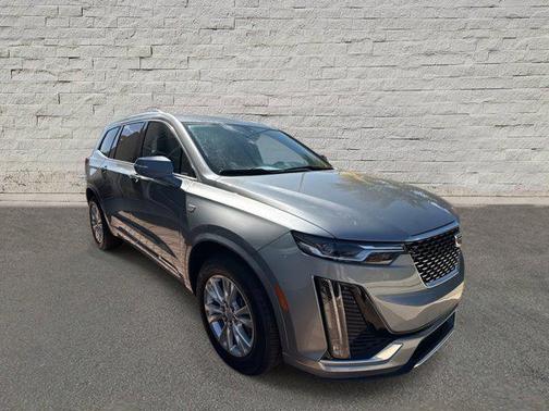 2025 Cadillac XT6 Luxury FWD