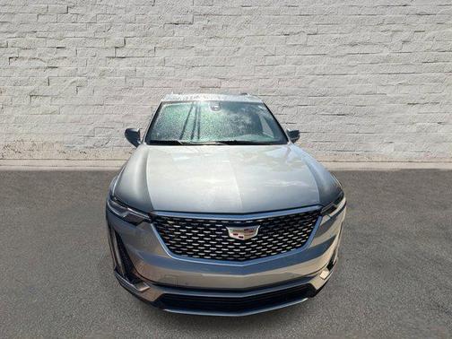 2025 Cadillac XT6 Luxury FWD