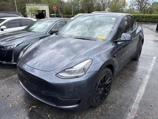 2023 Tesla Model Y Long Range Dual Motor All-Wheel Drive
