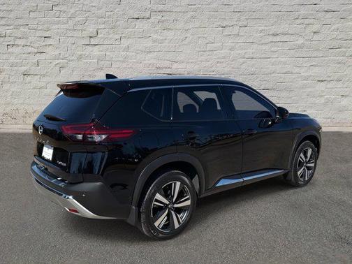 2022 Nissan Rogue Platinum