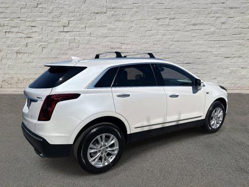2026 Cadillac XT5 Luxury