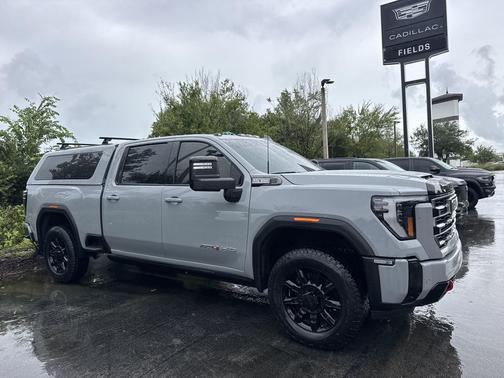 Thunderstorm Gray 2025 GMC Sierra 2500 AT4