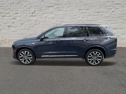 2025 Cadillac XT6 Sport AWD