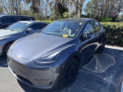 2023 Tesla Model Y Long Range Dual Motor All-Wheel Drive