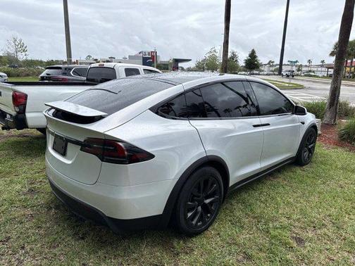 2024 Tesla Model X Long Range