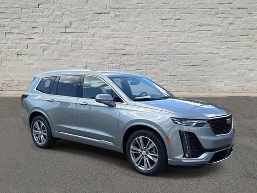 2025 Cadillac XT6 Premium Luxury FWD