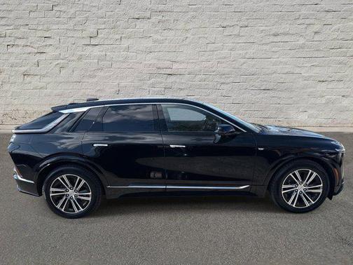 2025 Cadillac LYRIQ Luxury