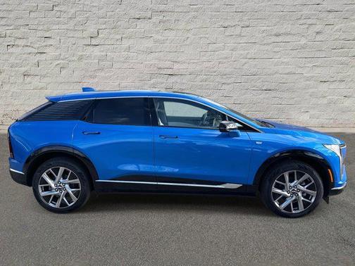 2026 Cadillac OPTIQ Luxury