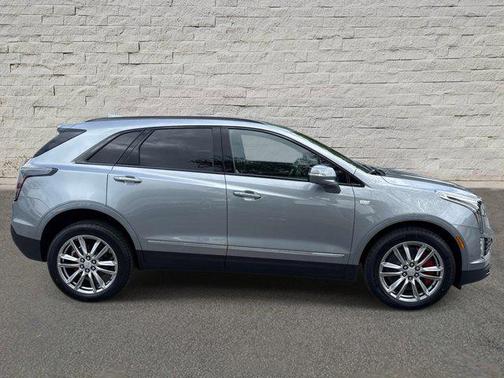 Argent Silver Metallic 2026 Cadillac XT5 Sport