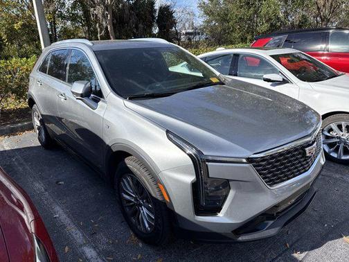2025 Cadillac XT4 Premium Luxury