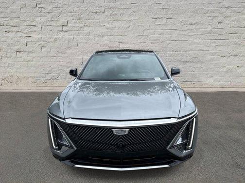 Argent Silver Metallic 2025 Cadillac LYRIQ Luxury