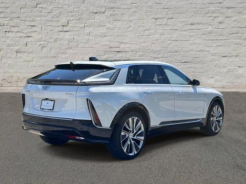 2024 Cadillac LYRIQ Luxury