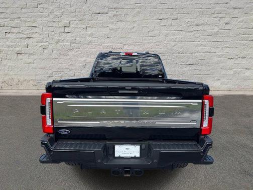 2023 Ford F-350 Platinum