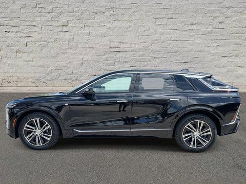 2025 Cadillac LYRIQ Luxury