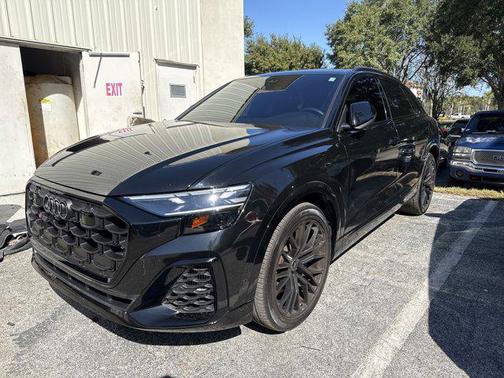 2024 Audi SQ8 4.0T Premium Plus