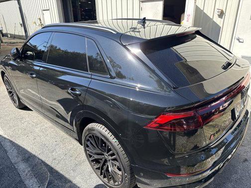 2024 Audi SQ8 4.0T Premium Plus