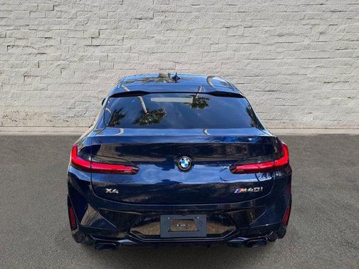 2025 BMW X4 M40i