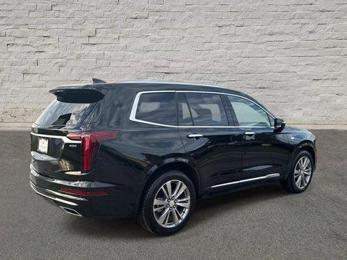 2025 Cadillac XT6 Premium Luxury FWD