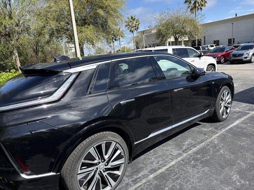 Stellar Black Metallic 2024 Cadillac LYRIQ Luxury