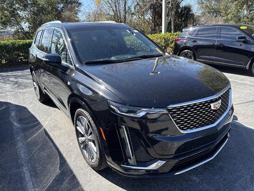 2025 Cadillac XT6 Premium Luxury FWD