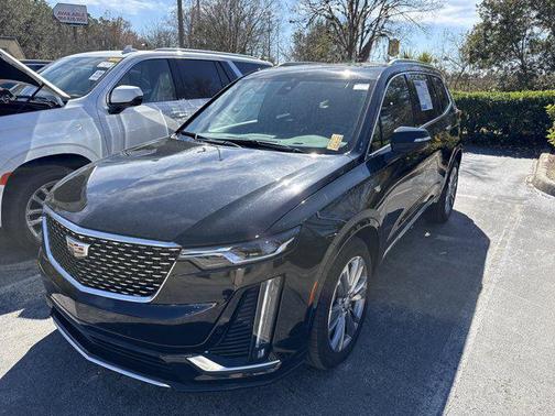 2025 Cadillac XT6 Premium Luxury FWD