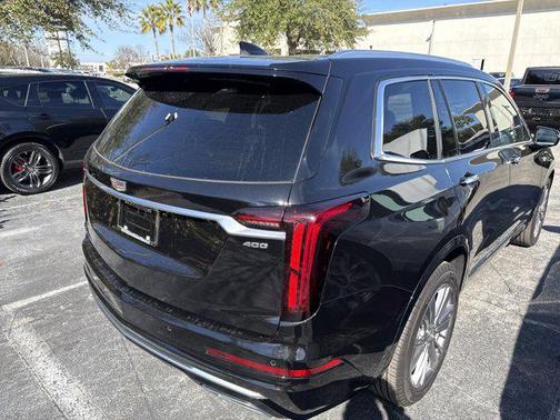 2025 Cadillac XT6 Premium Luxury FWD